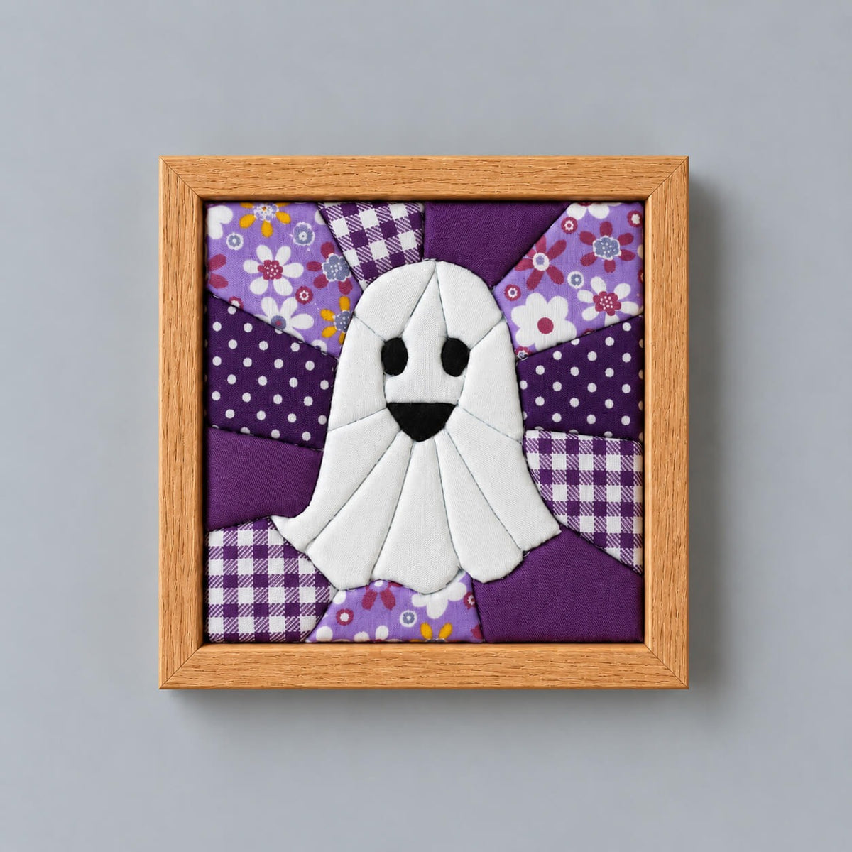 Kinusaiga Craft Kit: Ghost, 8" × 8"