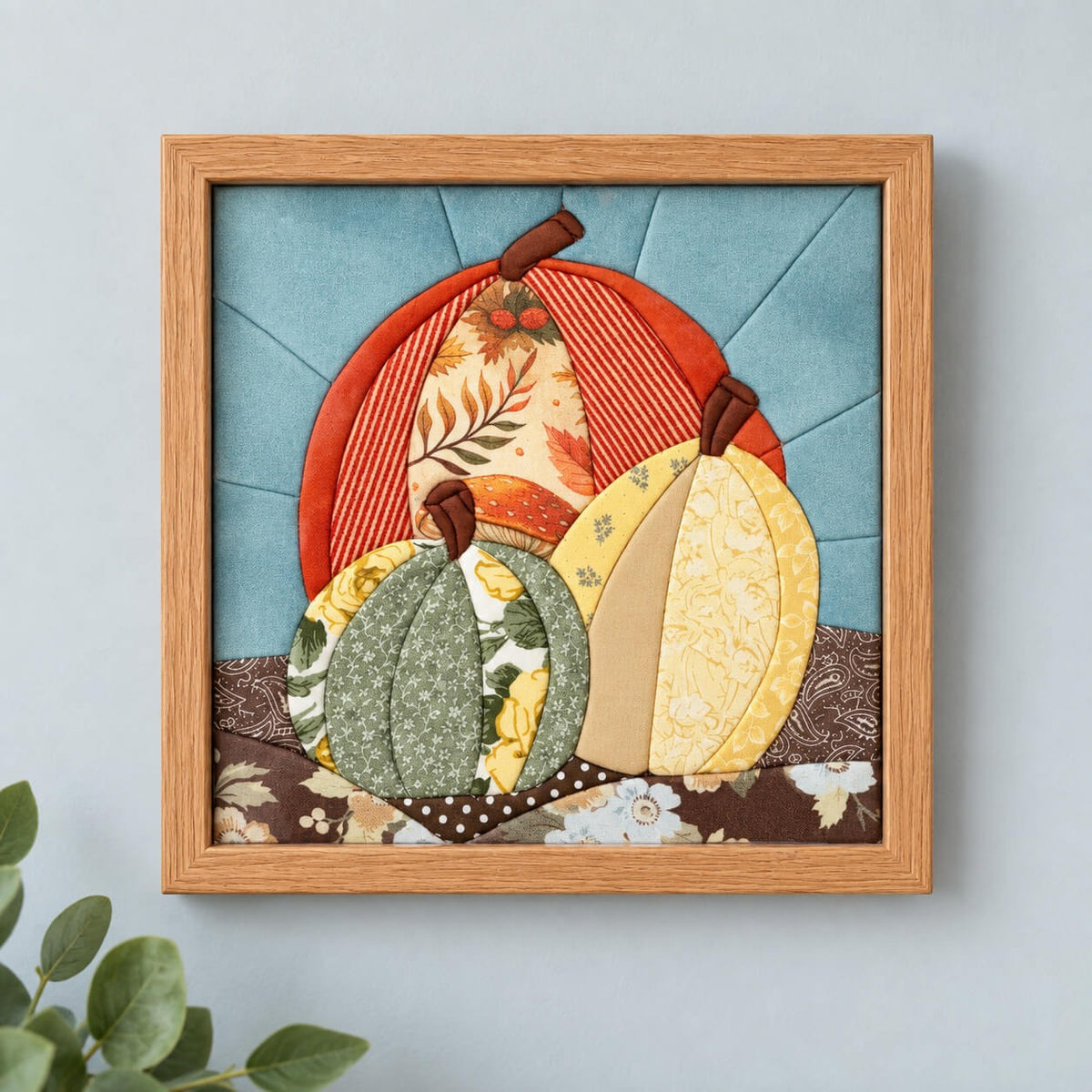 Kinusaiga Craft Kit: Pumpkin Trio, 8" × 8"